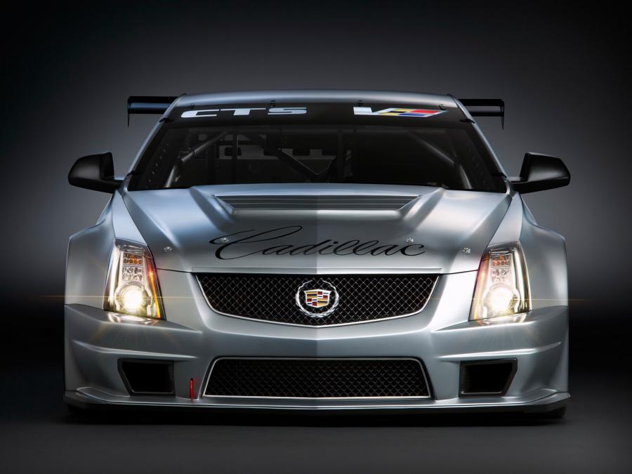 Cadillac CTS-V Coupe Race Car 2011 года  (фото 13 из 46)